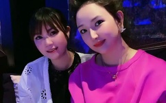 动漫美女裸身照(无内衣)